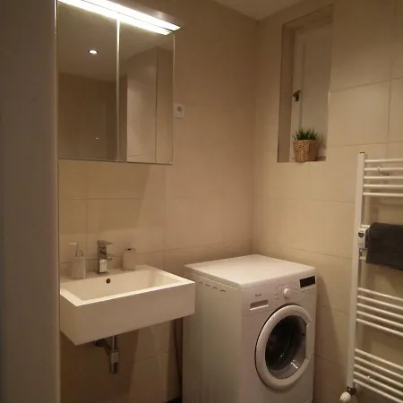 Old Town Spacious Apartment Prag
