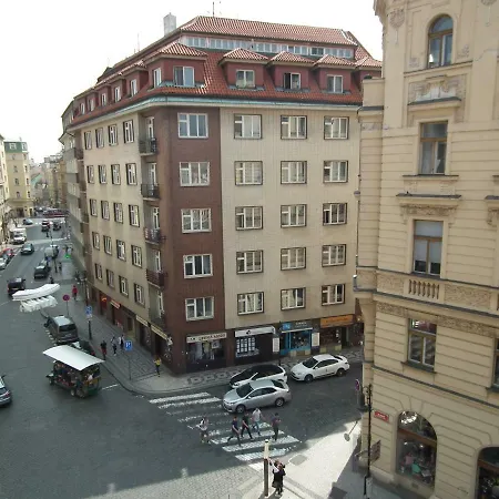 Apartment Old Town Spacious Prag