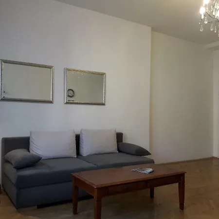 Old Town Spacious * Πράγα
