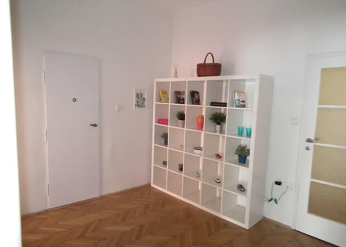 Daire Old Town Spacious *